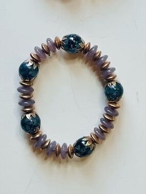 Dark Teal Marble Bead & Lavender Stretch Bracelet Gold Accent- NWOT